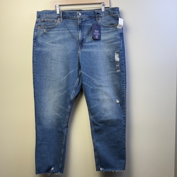 Gap high-rise cigarette Blue Distressed Jeans size 20/35. New with tags. - Picture 1 of 7